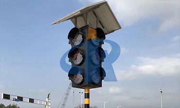 solar traffic light